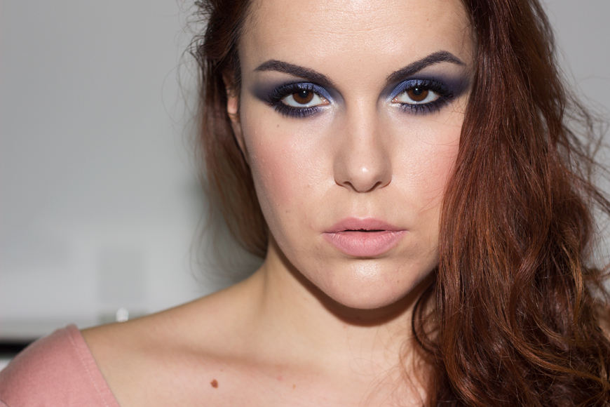 Lavender eyes with Sleek Arabian Nights